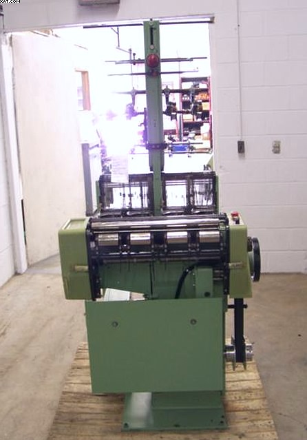 MUELLER Model NF 53 Narrow Loom,